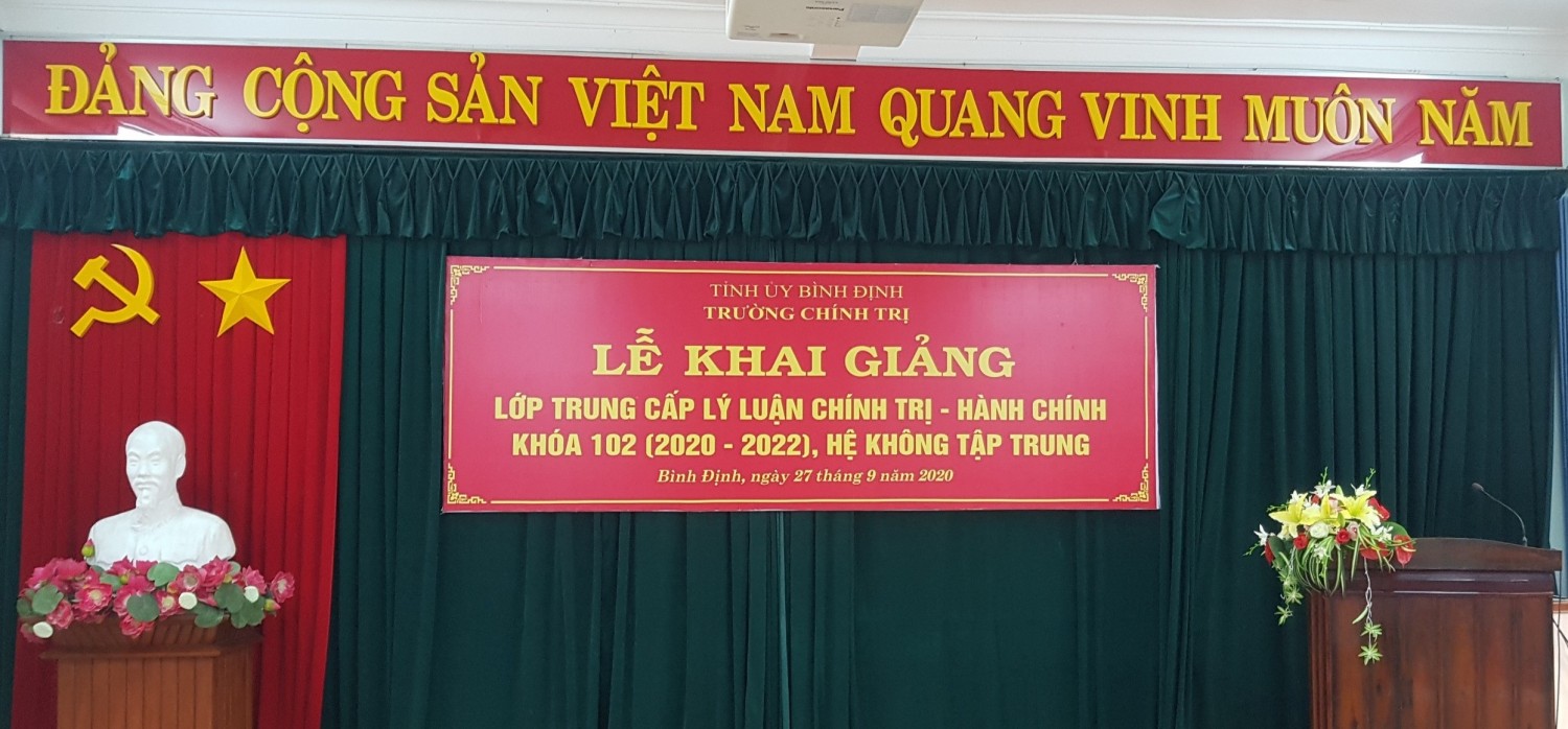 Lễ Khai giảng