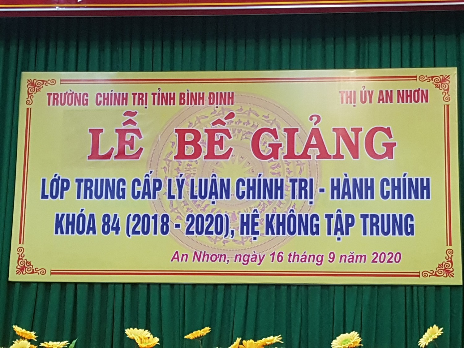 Lễ Bế giảng lớp Trung cấp lý luận chính trị - hành chính khóa 84 (2018-2020) tại thị xã An Nhơn