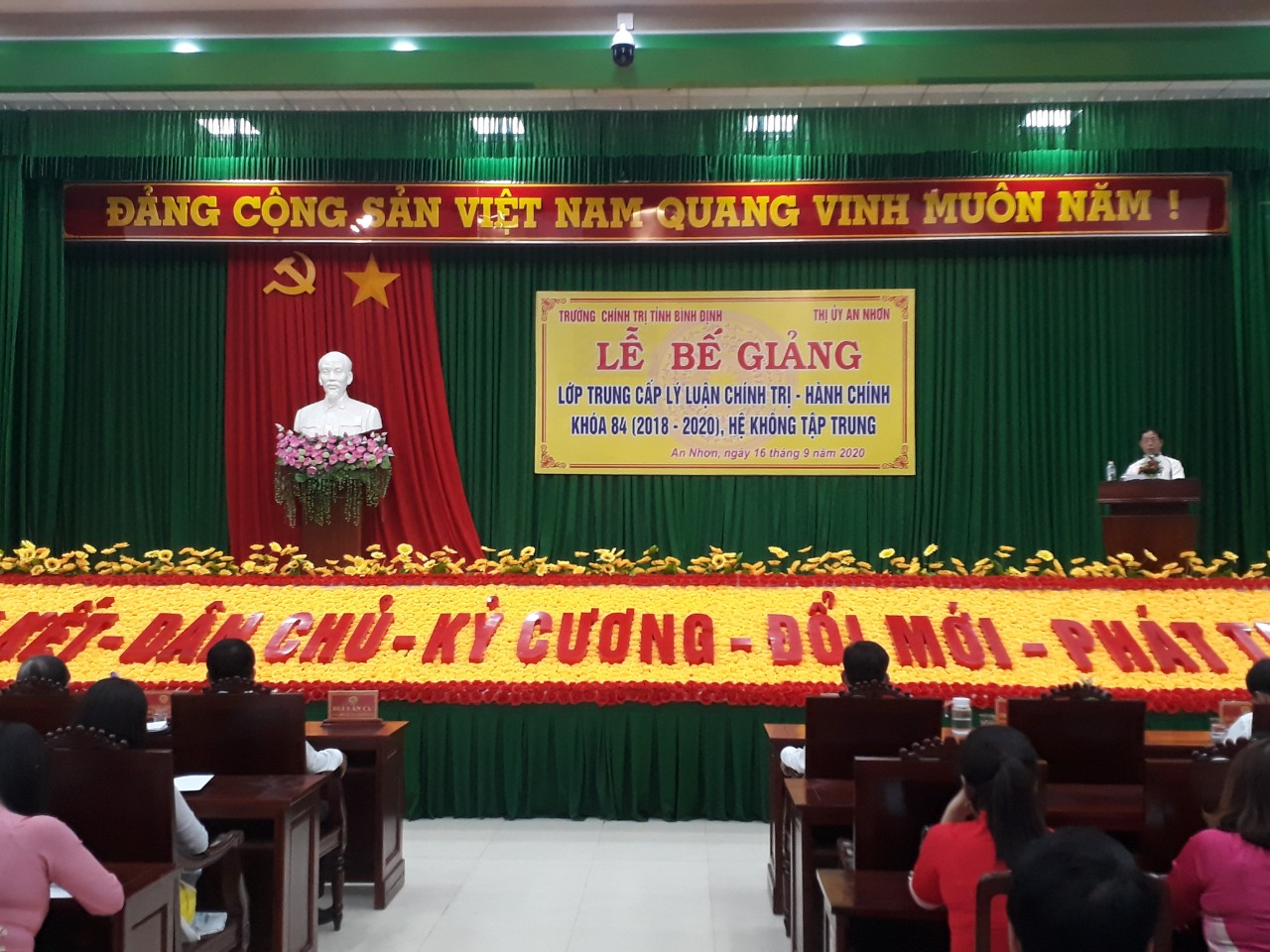 dc son phat bieu k84