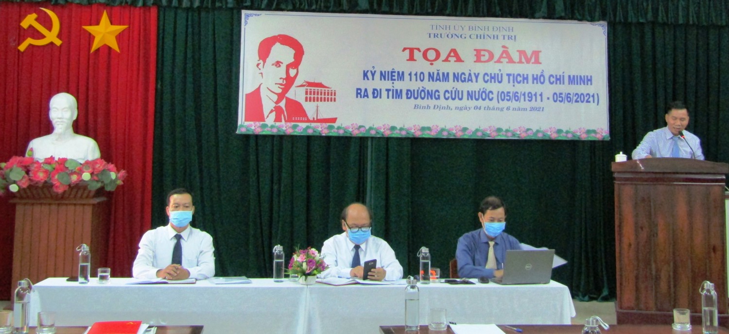 Đ/c Minh phát biểu