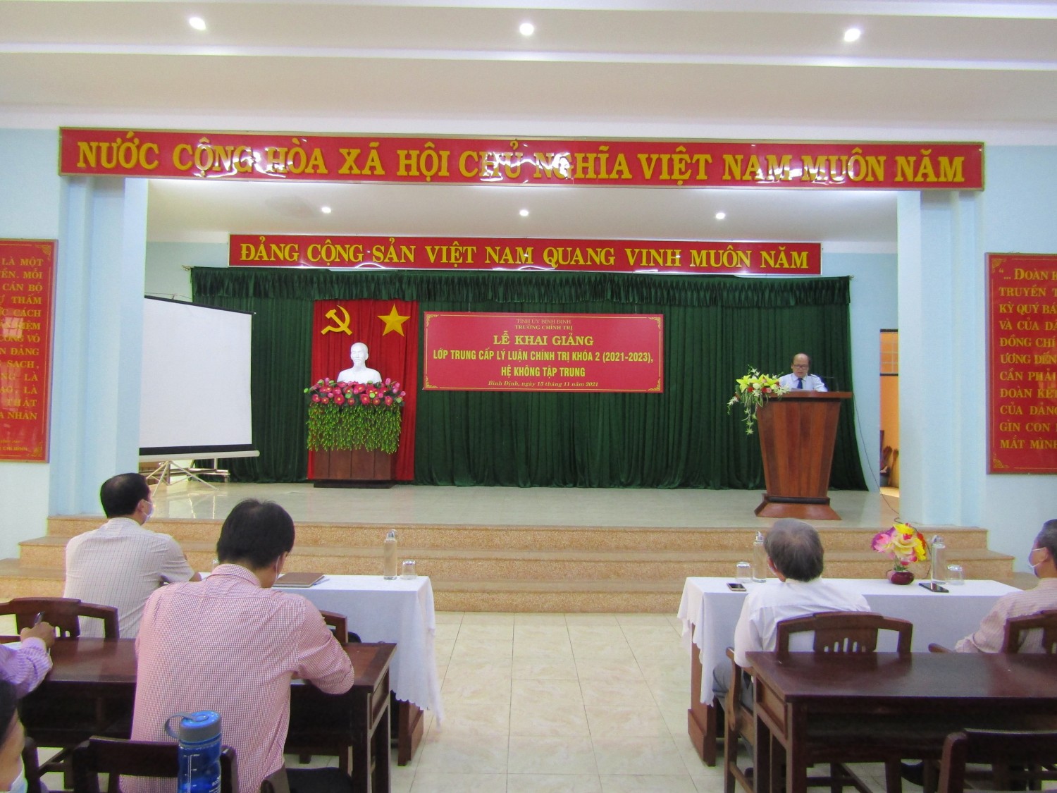 KHAI  GIẢNG LỚP TRUNG CẤP LÝ LUẬN CHÍNH TRỊ KHÓA 2 (2021 - 2023)