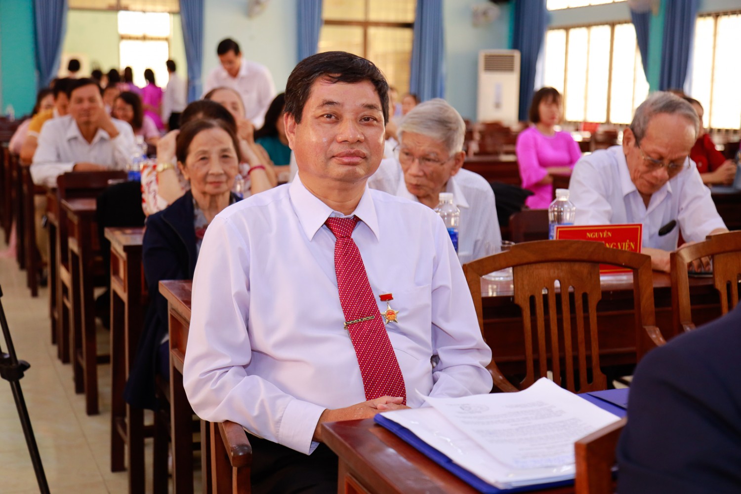 Cán bộ, viên chức Nhà trường trong buổi Lễ