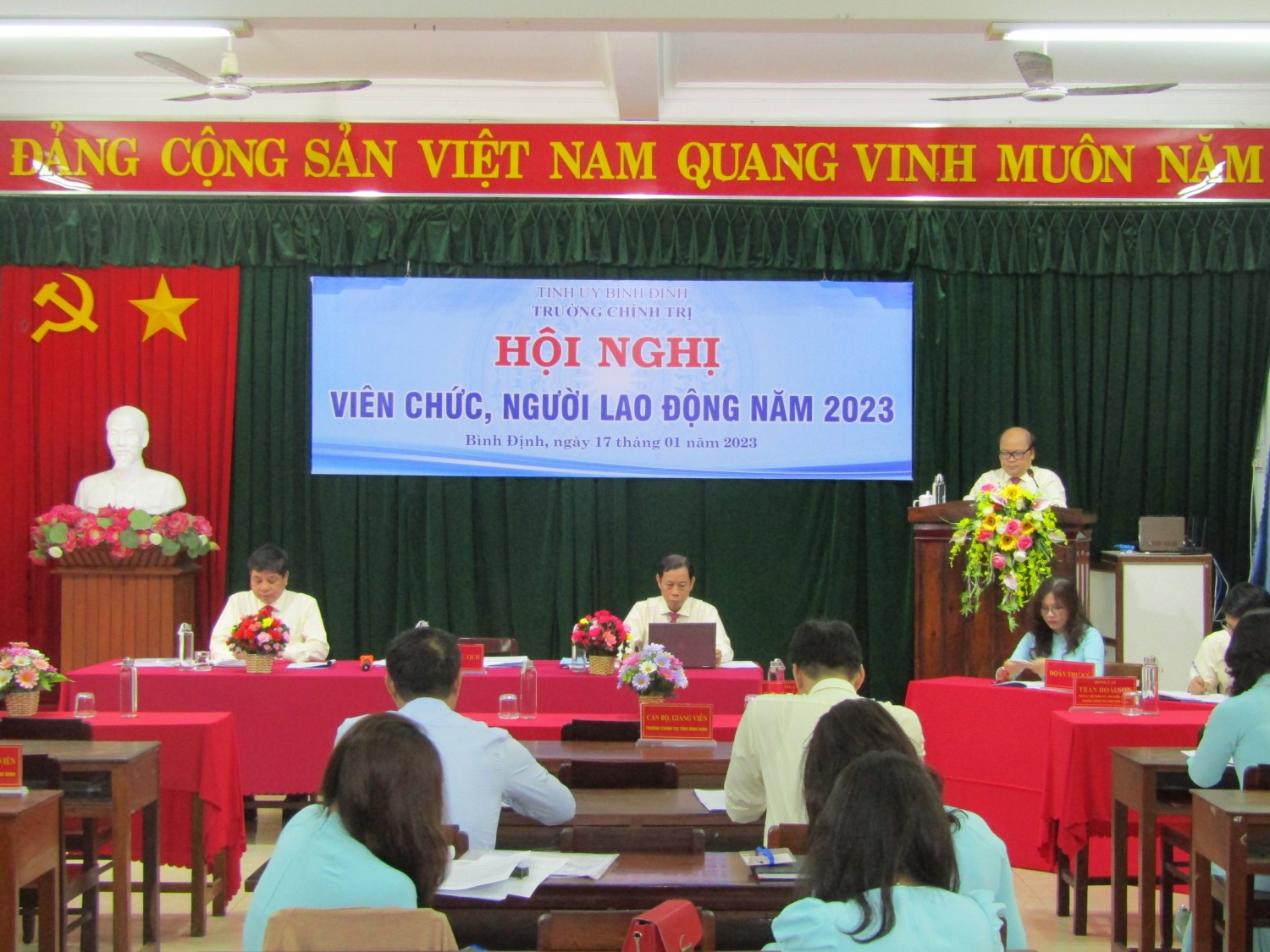 hoi nghi vc nld 4