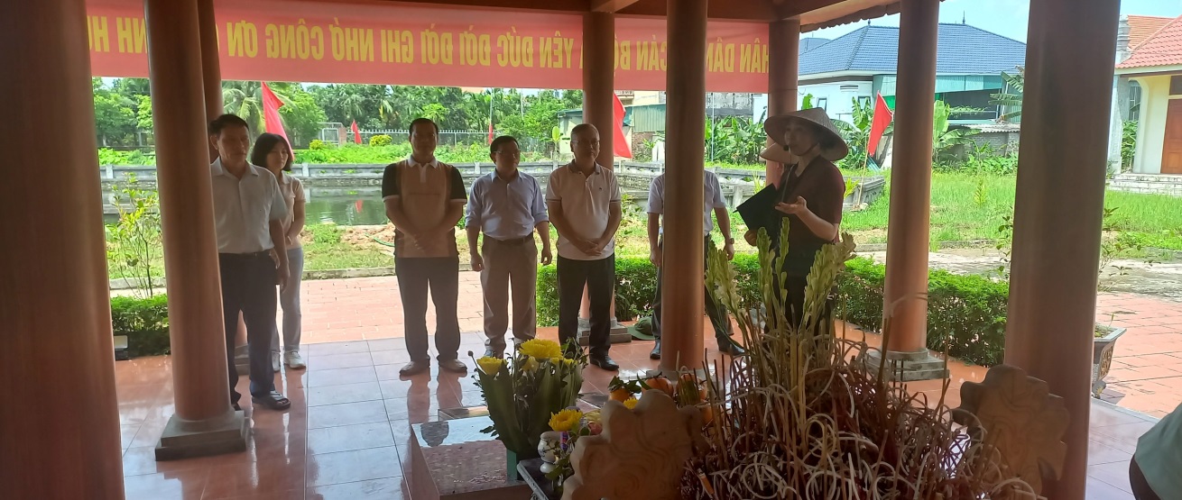 thang 6 du lich xanh anh 8