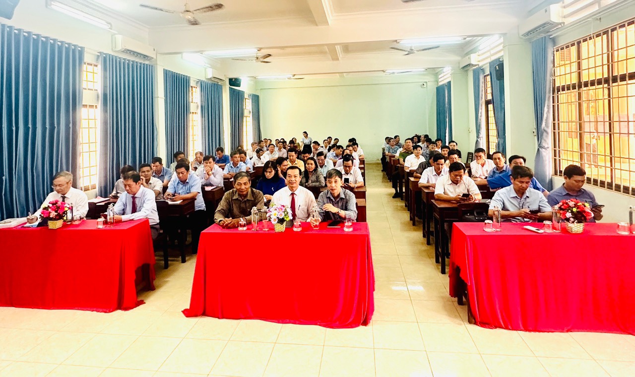 Ha be giang doi tuong 4 B