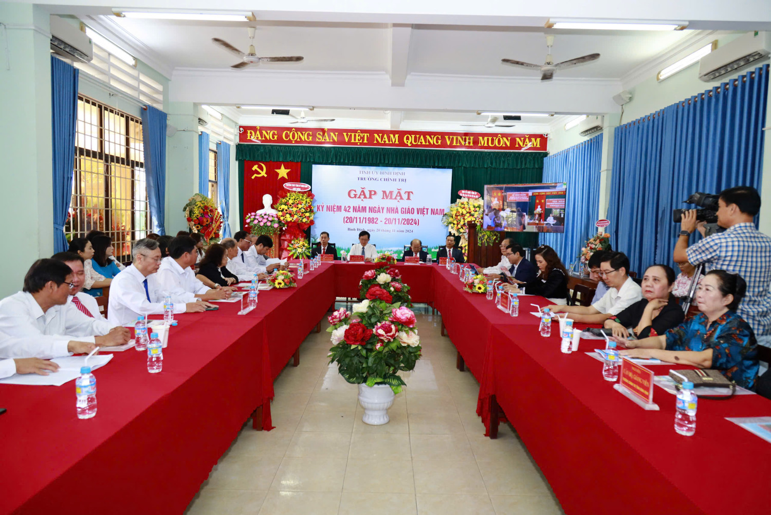 thang 11 gap mat 20 11 a